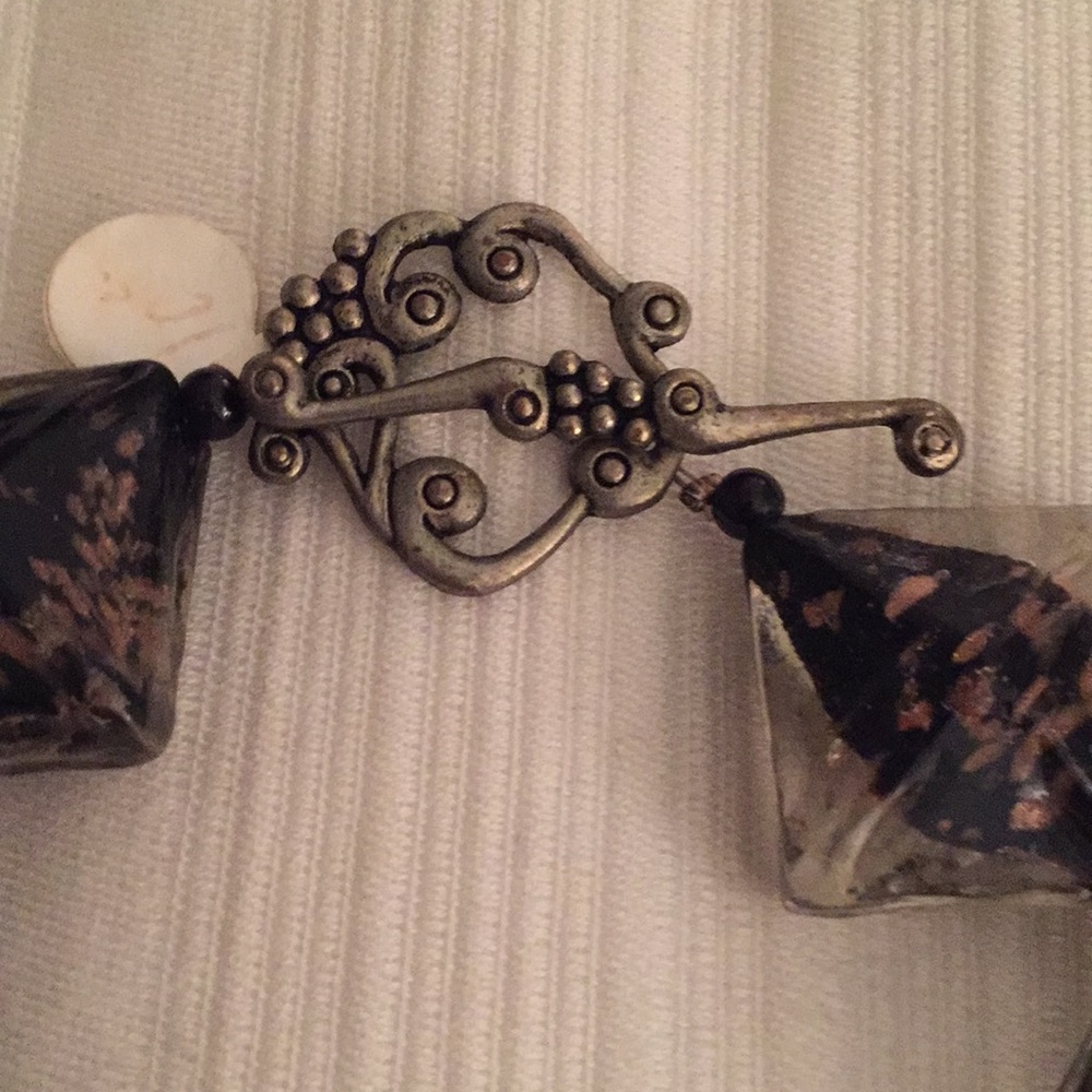 Necklace - Picture 2 of 4